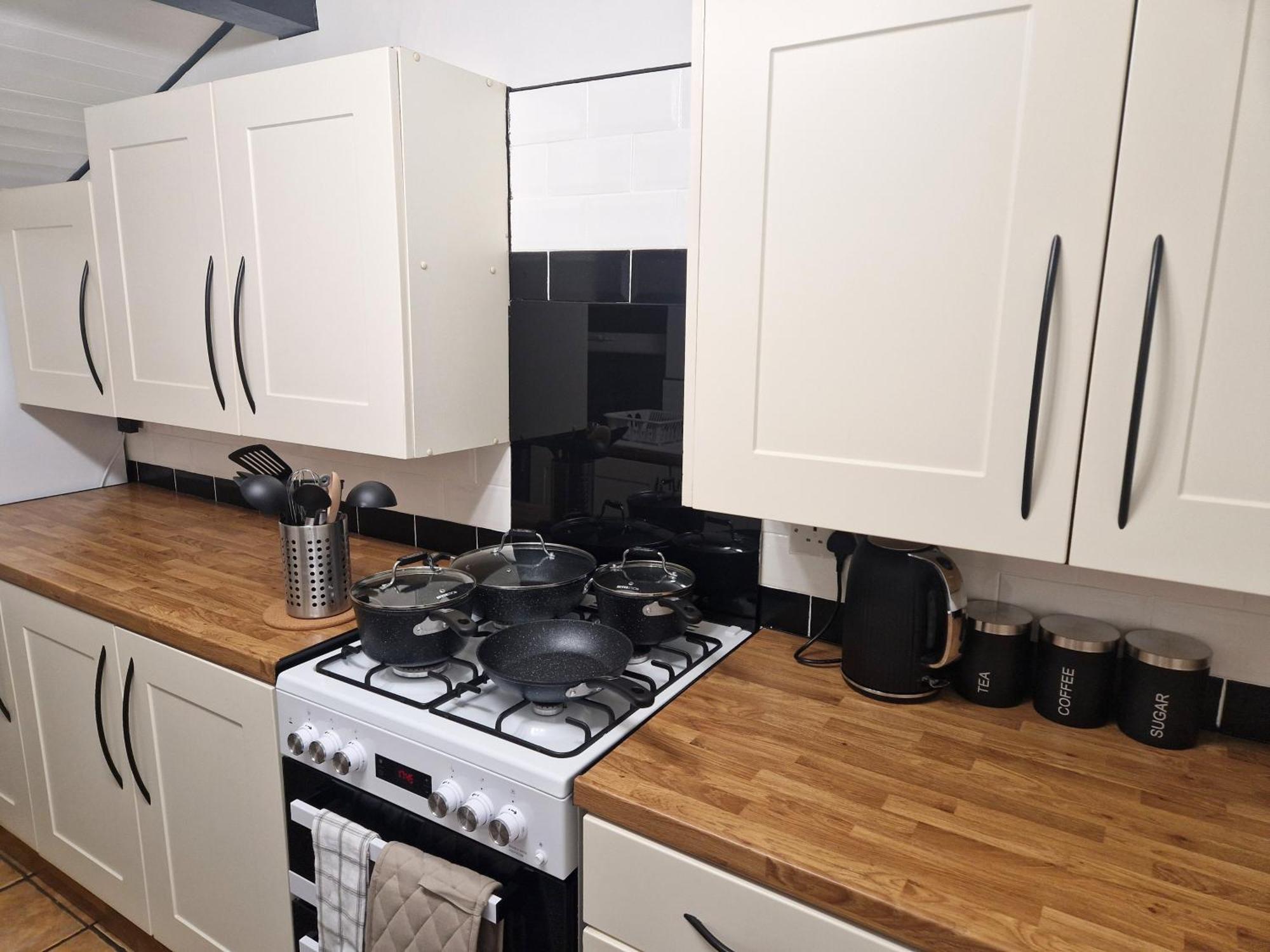 Modern House Close To Etihad, Coop Live, Centre, Ideal For Groups, Families & Work, Free Parking Manchester